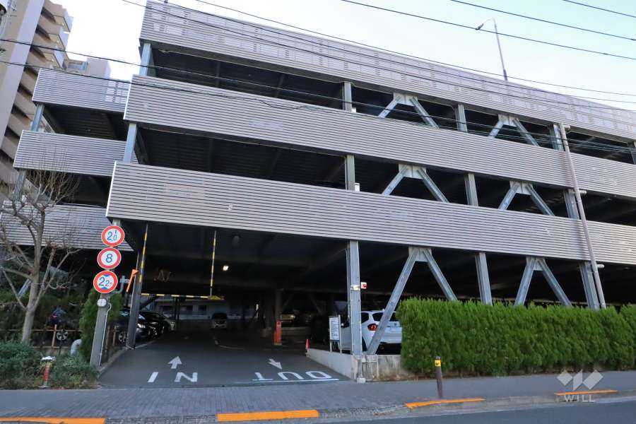 敷地内駐車場（自走式立体）