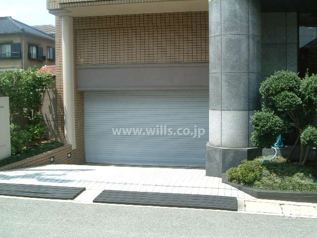 駐車場入口