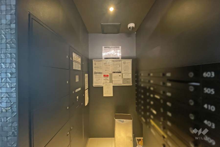 共用ポストと宅配ボックス