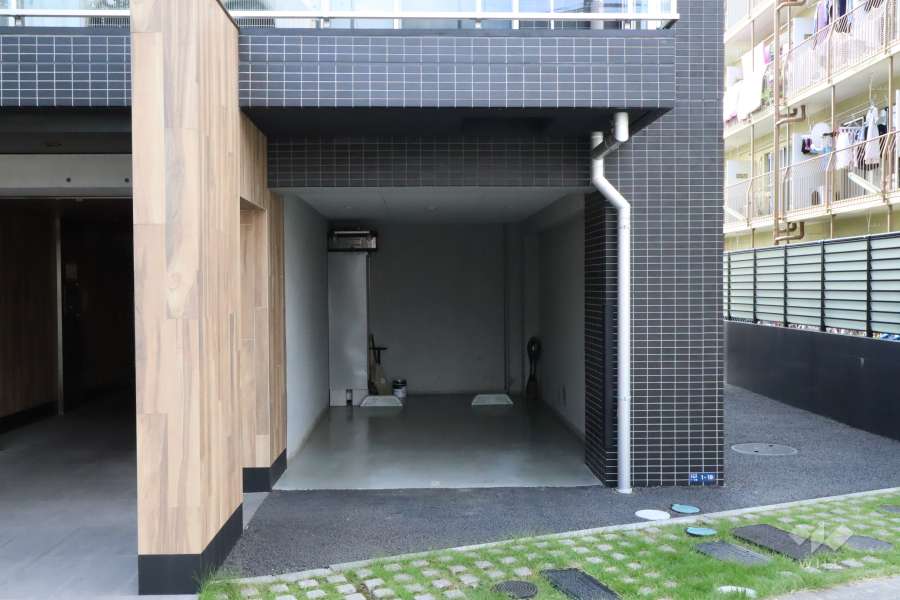 敷地内駐車場（屋内平面式）