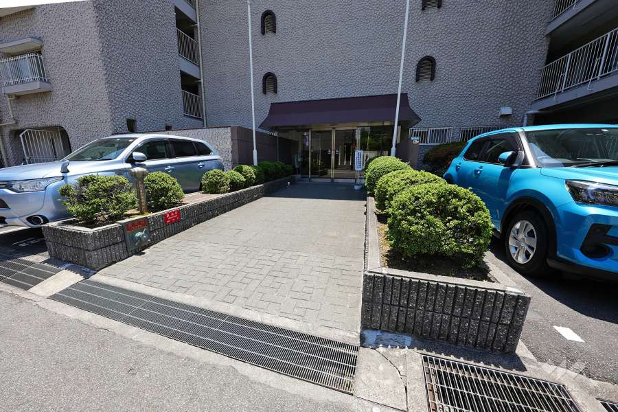 エントランスアプローチ