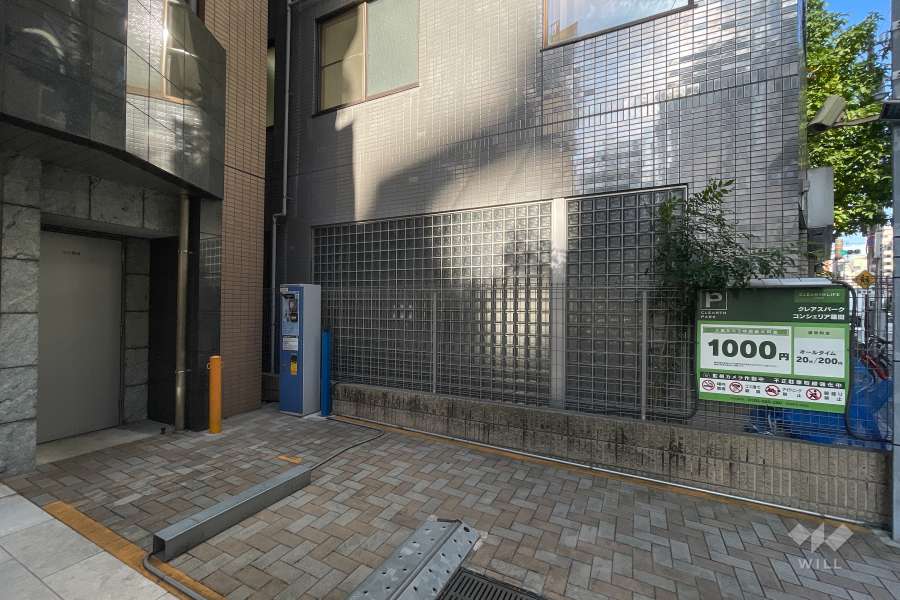 敷地内のコインパーキング