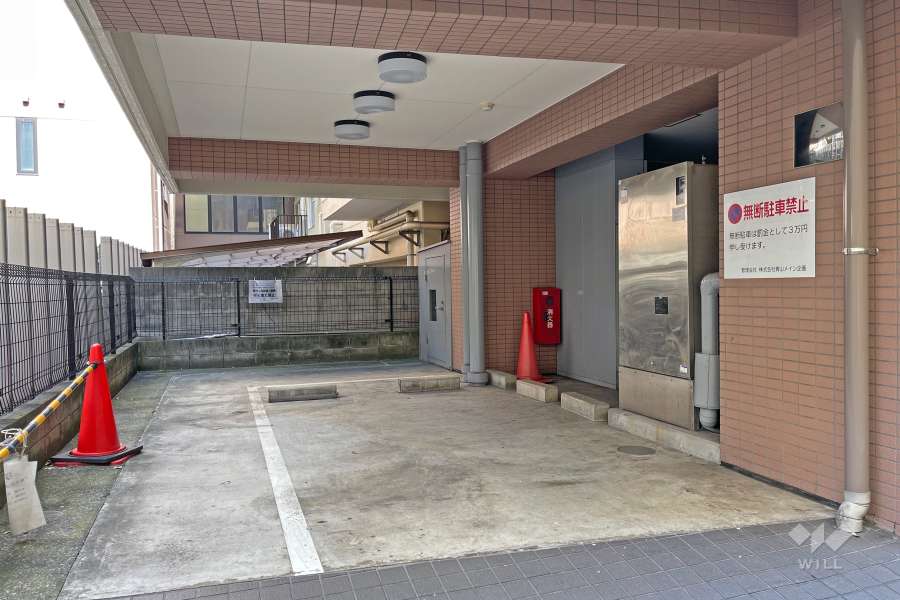 敷地内駐車場（屋内平面式）