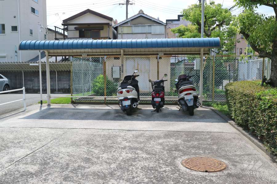 バイク置場