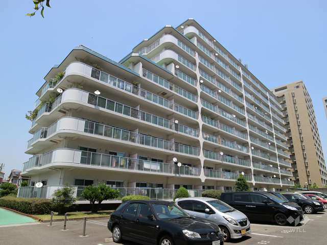 日商岩井香櫨園マンション1号棟の外観（南西側から）