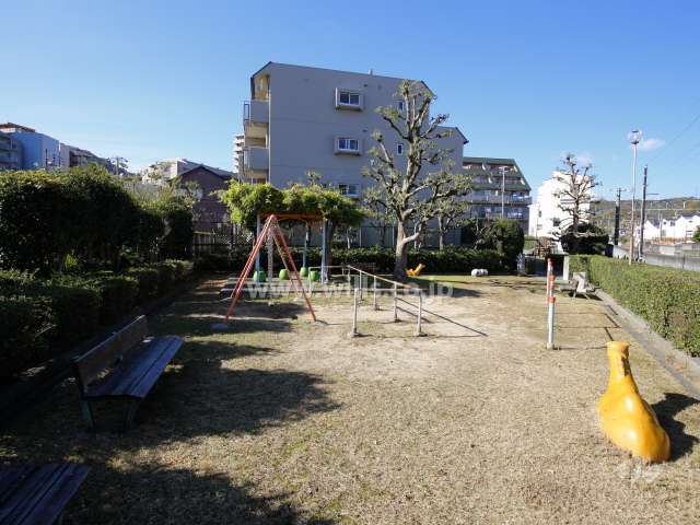 敷地東側の公園