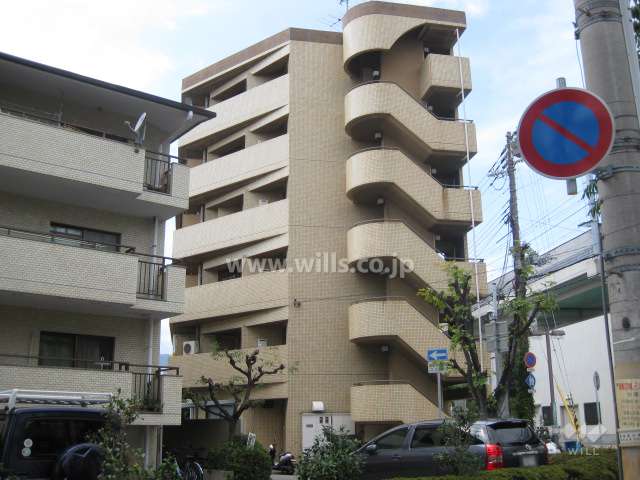 西宮ハイムの外観（南側から）