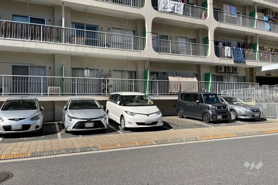 敷地内駐車場（屋外平面式）