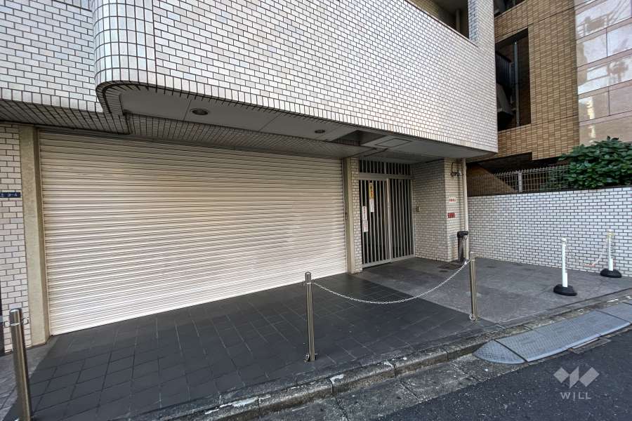 敷地内駐車場（屋内平面式）