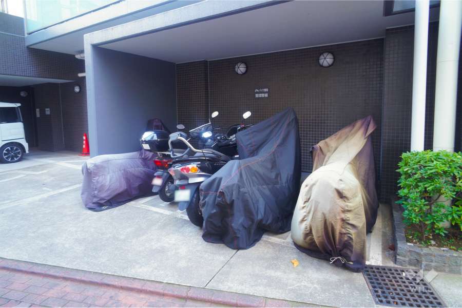 バイク置き場