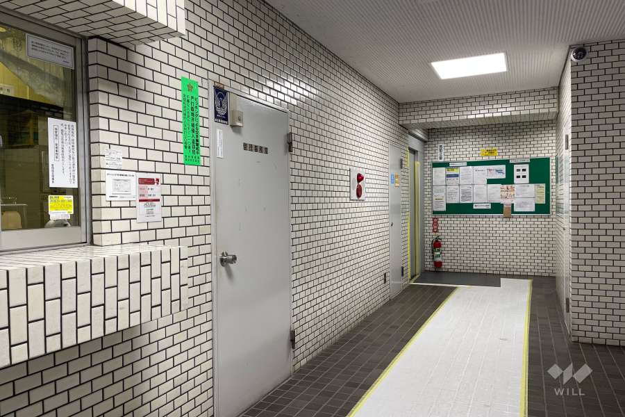 エントランスホール