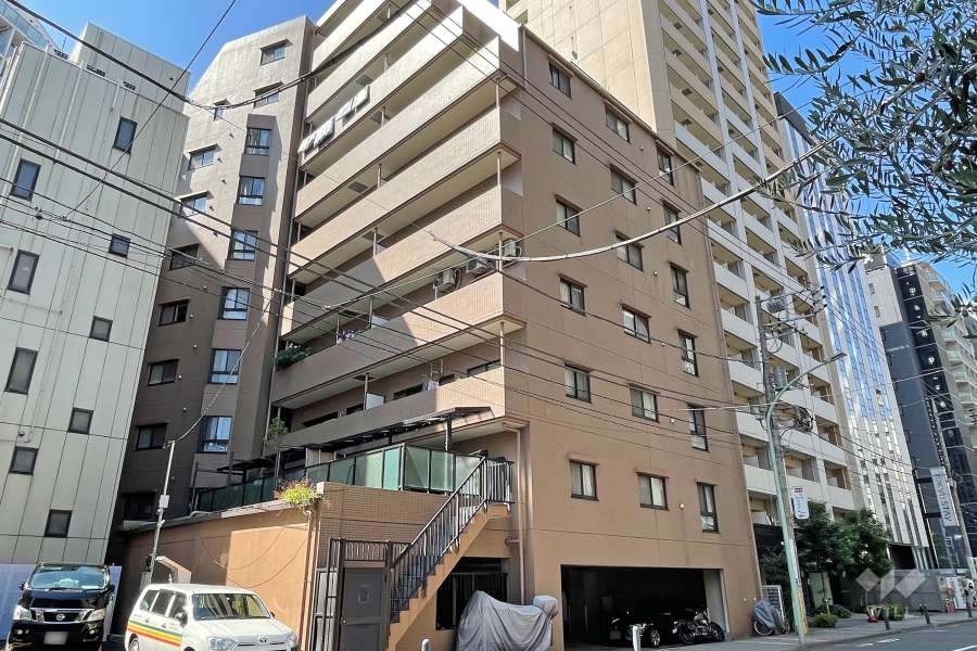 ルモン蒲田の外観（東側から）