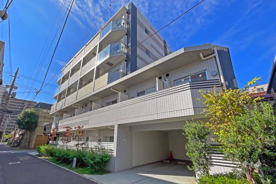 レアライズ蒲田の外観（北東側から）