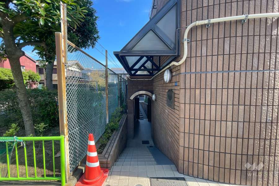 エントランスアプローチ