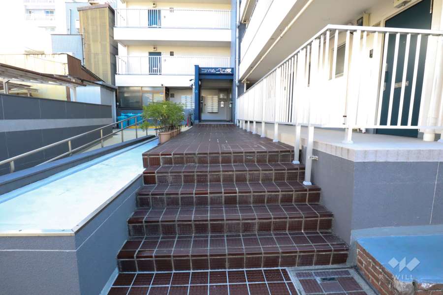 エントランスアプローチ