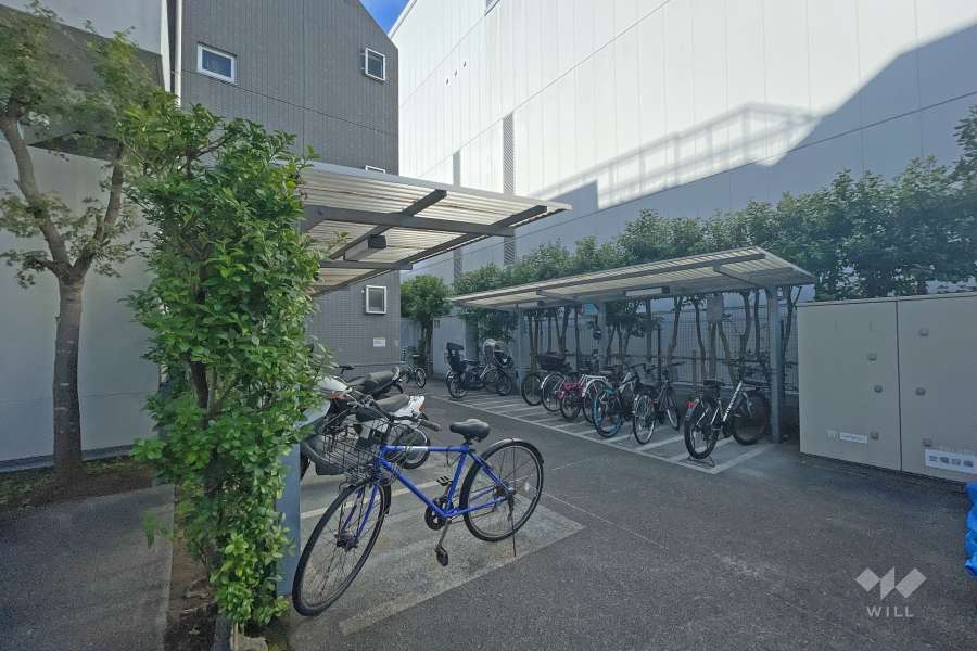 駐輪場（屋根付き）