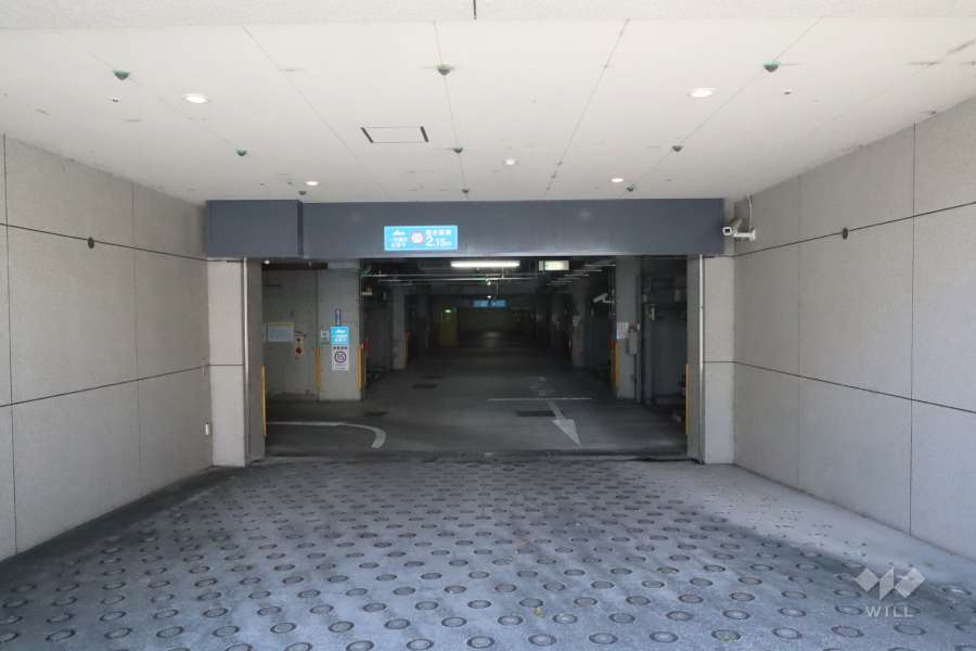 敷地内駐車場（屋内平面式）　