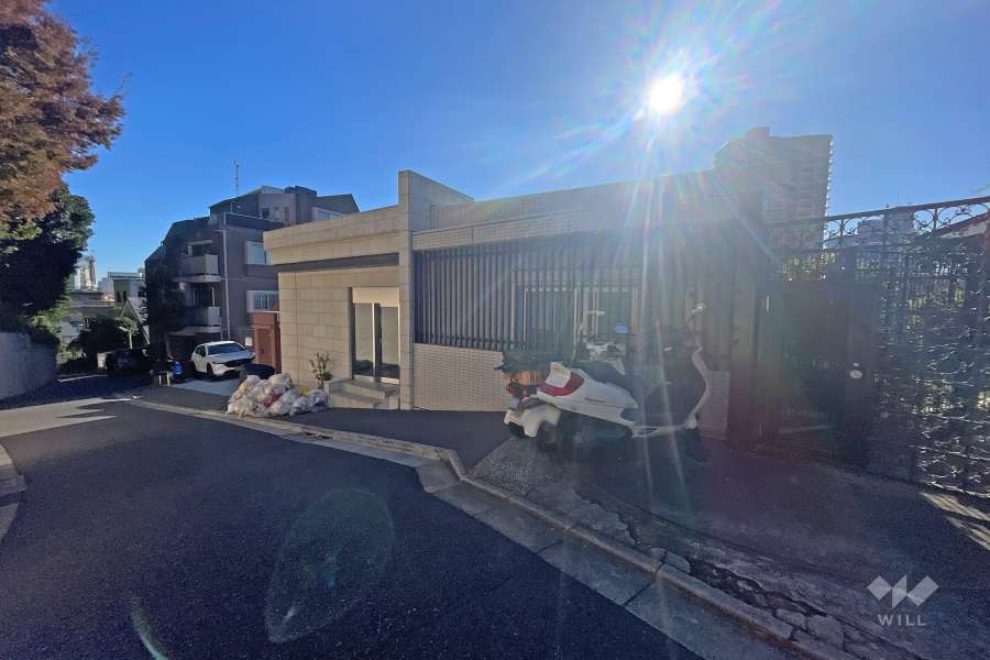 アクサス大森山王の外観（北西側から）