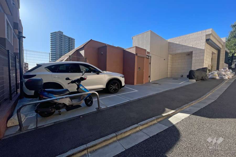 アクサス大森山王の外観（北東側から）