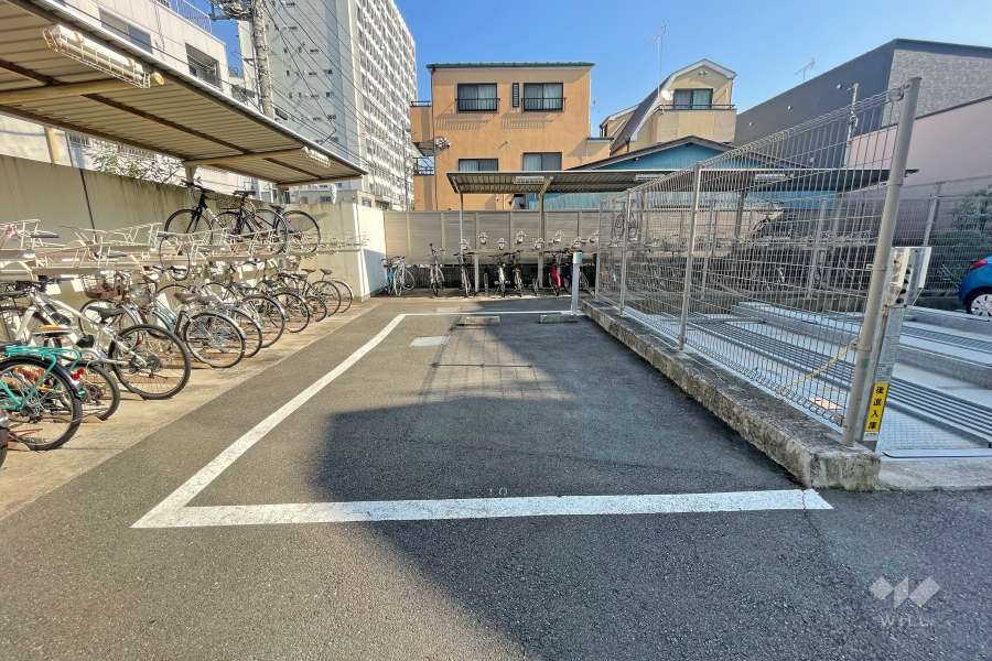 敷地内駐車場（屋外平面式）
