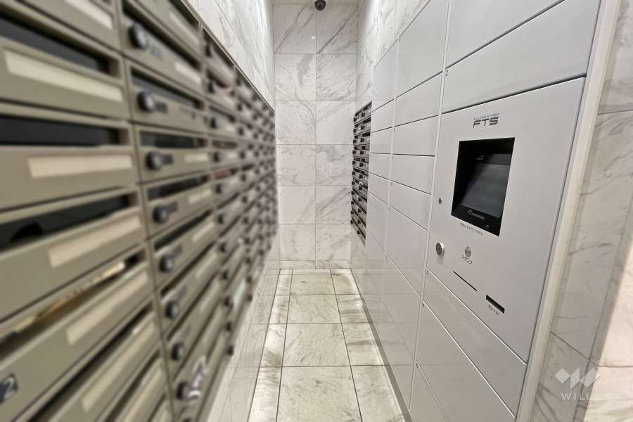 宅配ボックスと共用ポスト