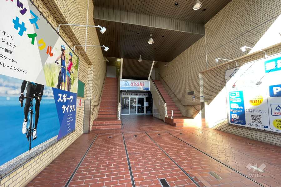 敷地の入り口