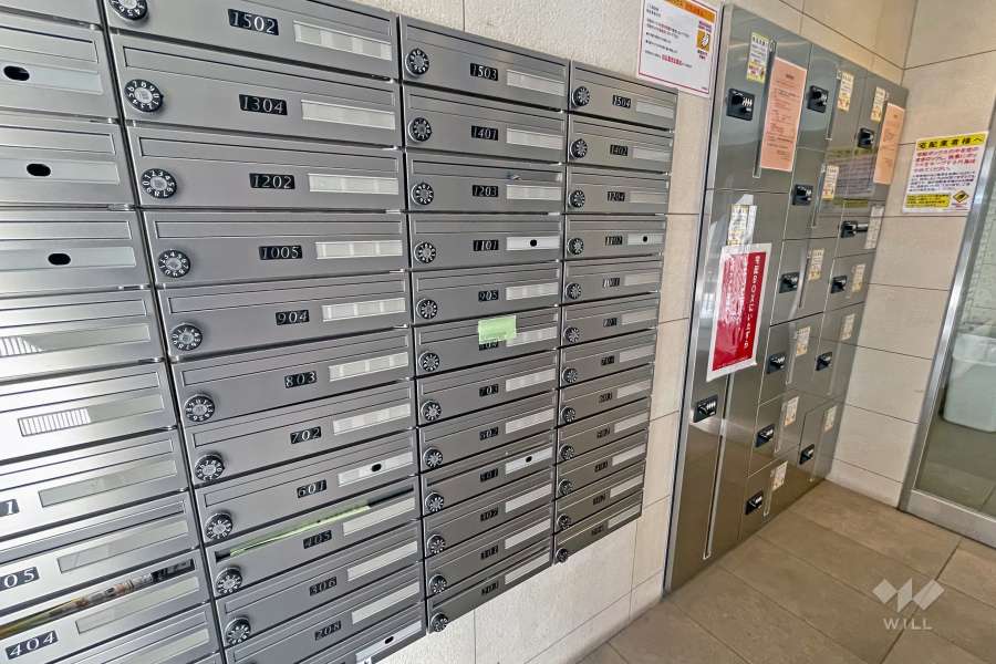 宅配ボックスと共用ポスト