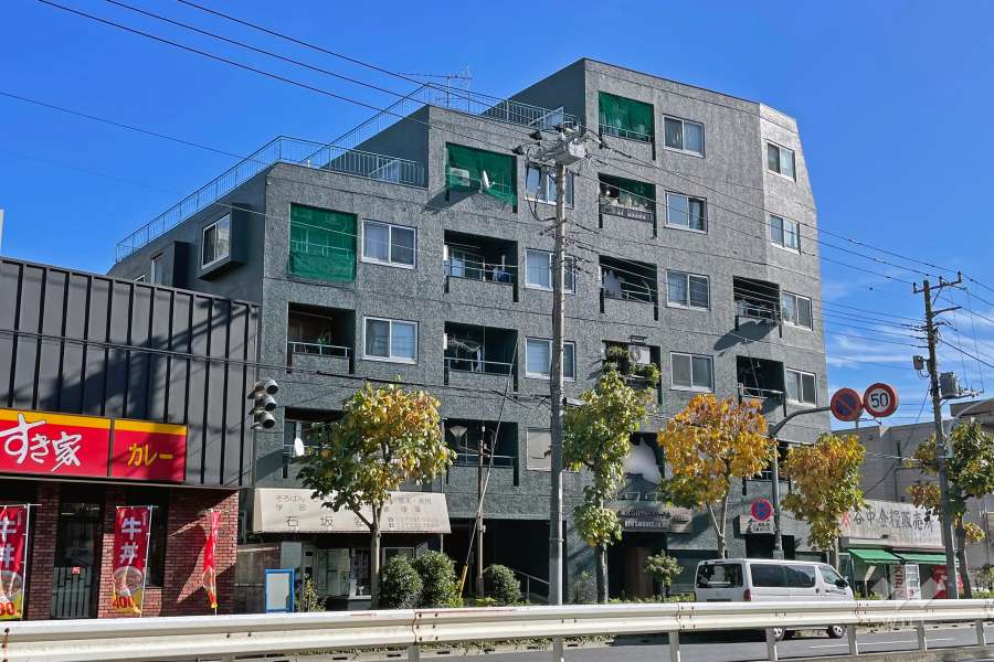 フォリストマンション山王の外観（西側から）