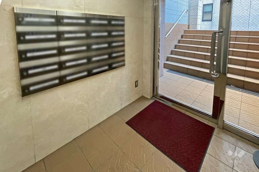 エントランス（共用ポスト）