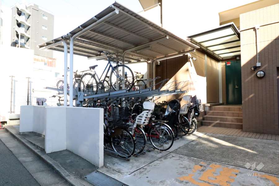 駐輪場（屋根付き）