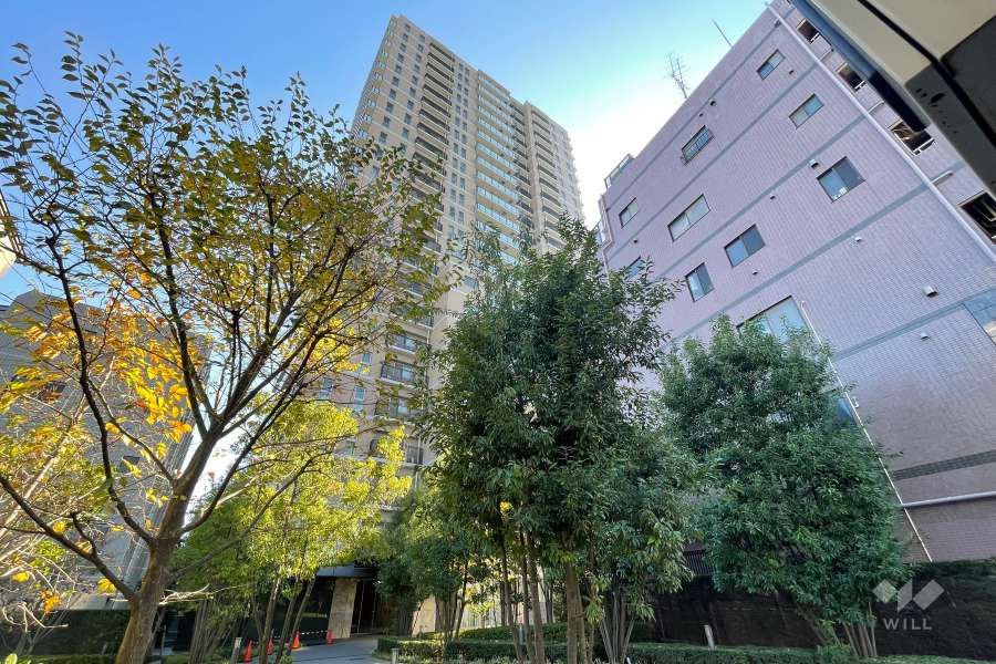 パークタワー山王の外観（北側から）