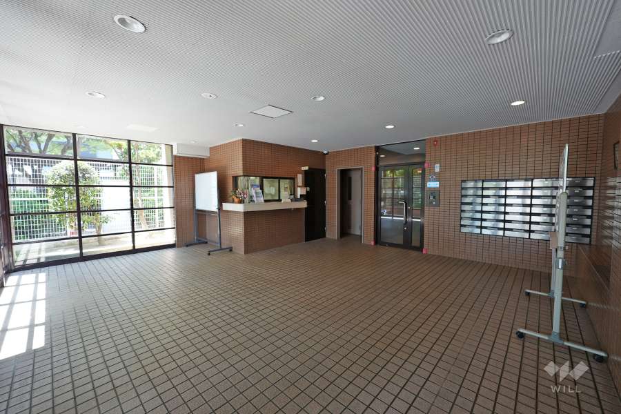 エントランスホール・管理人室