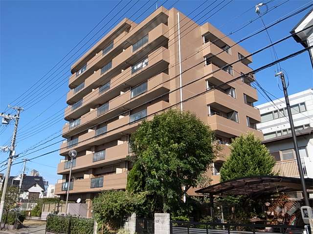 ファミール西宮今津の外観（南東側から）