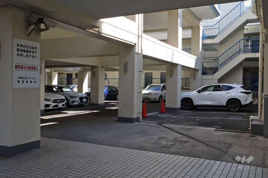 敷地内駐車場（屋内平面式）