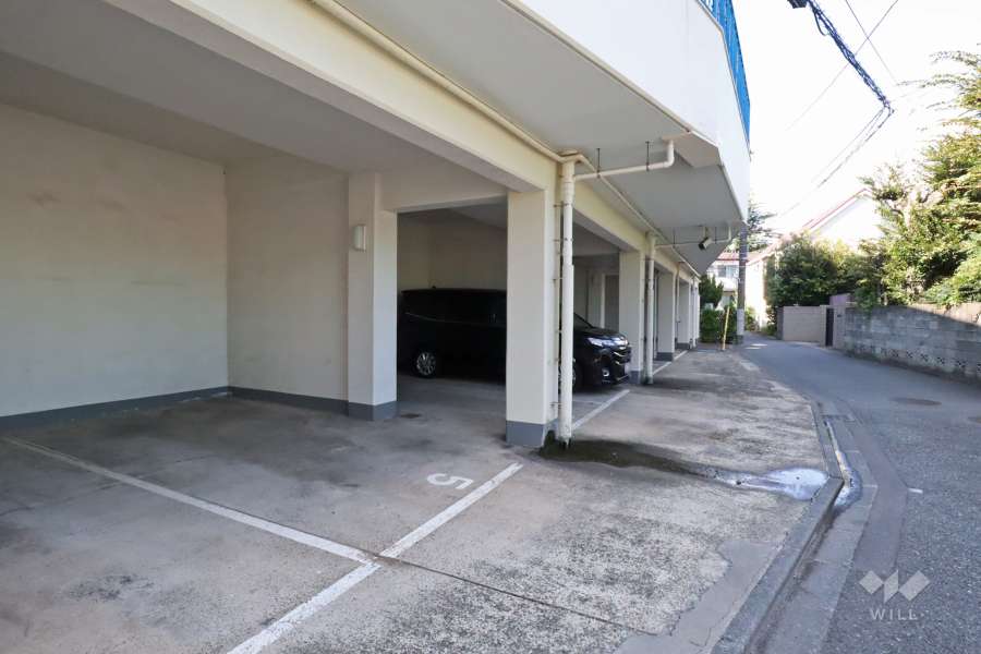 敷地内駐車場（屋内平面式）