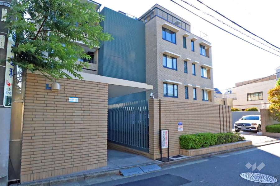 グランツオーベル大森山王の外観（北東側から）