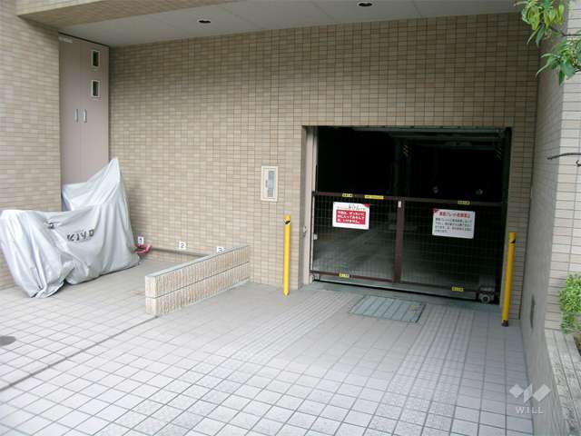 屋内機械式駐車場