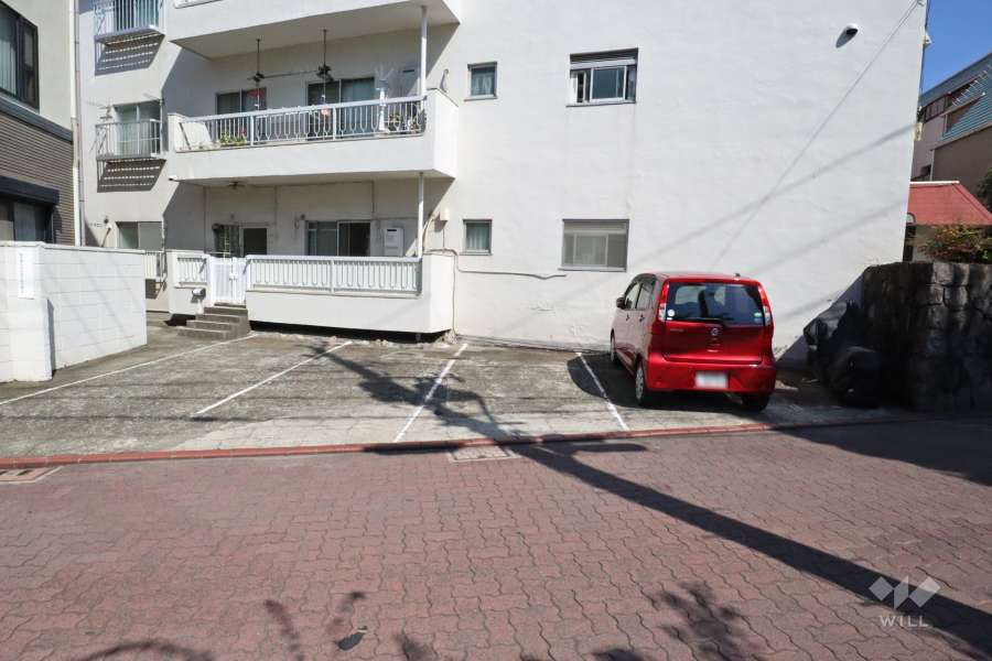 敷地内駐車場（屋外平面式）