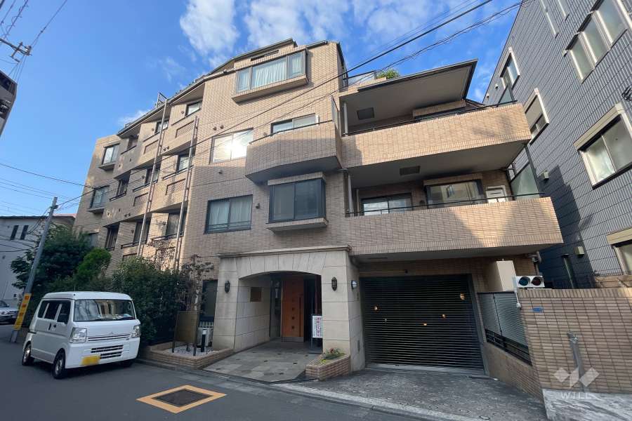 ファミールグラン山王の外観（東側から）