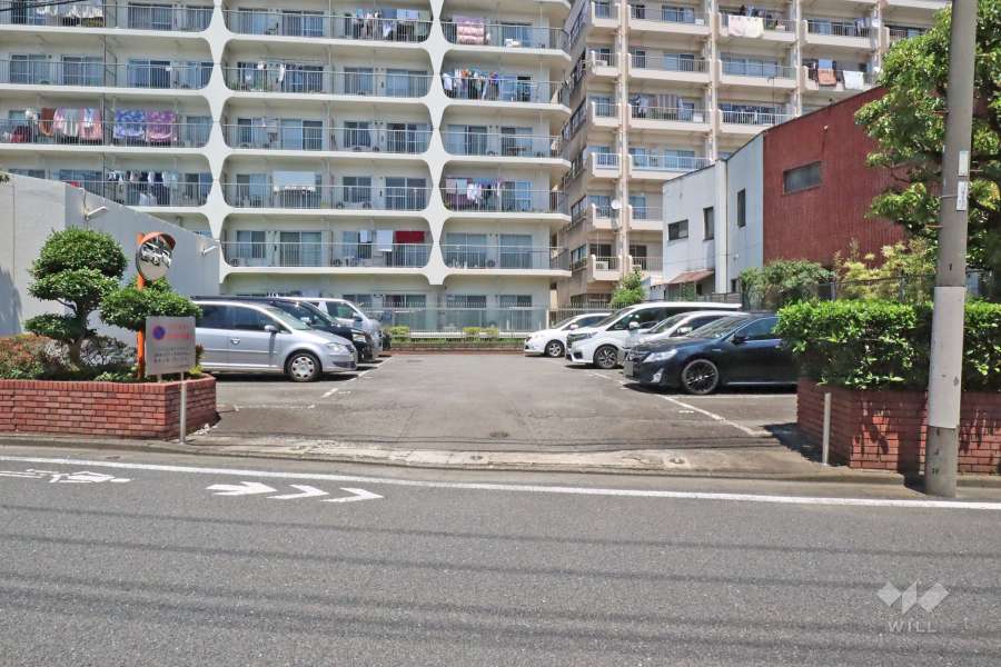 敷地内駐車場（屋外平面式）