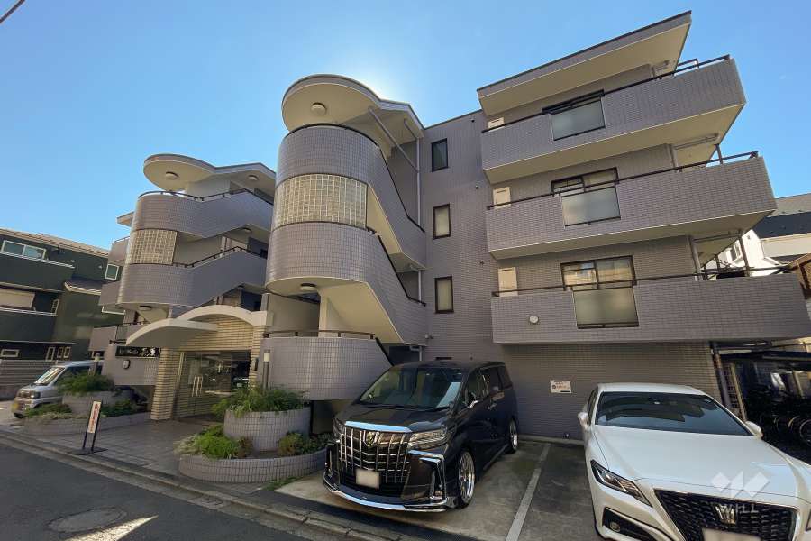 セザール長原の外観（北側から）