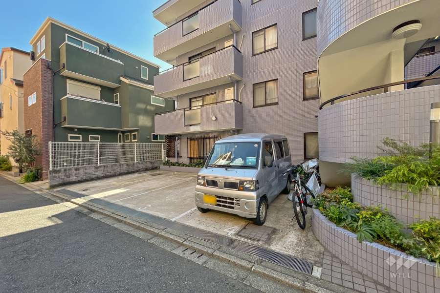 敷地内駐車場（屋外平面式）