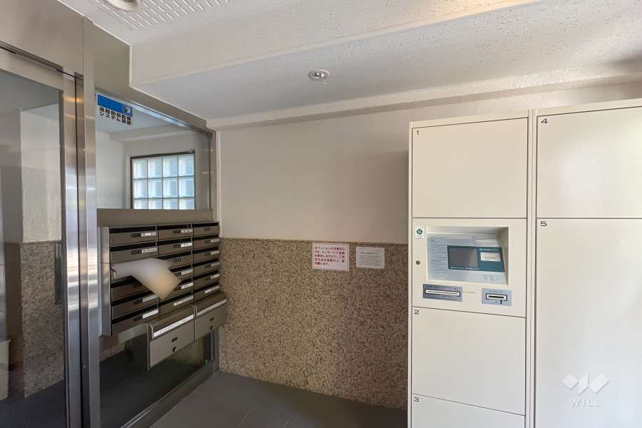 共用ポストと宅配ボックス　