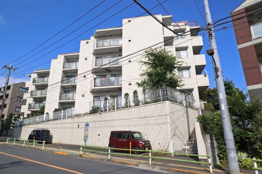 ペアパレス上池台NO2の外観（南西側から）