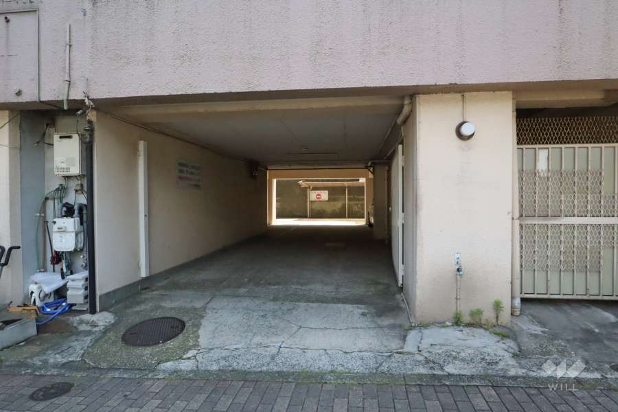 敷地内駐車場（屋内平面式）