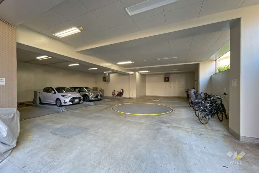 敷地内駐車場（屋内機械式）