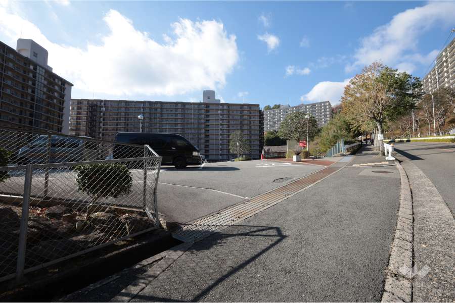 駐車場の出入口