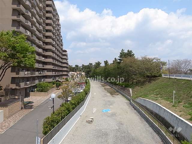 敷地の東側には武庫川が流れています。