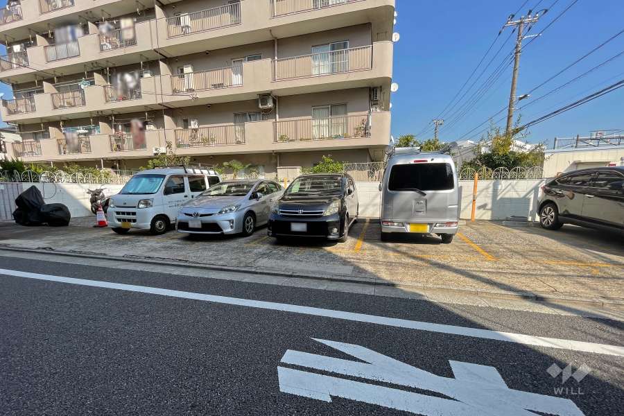 敷地内駐車場（屋外平面式）