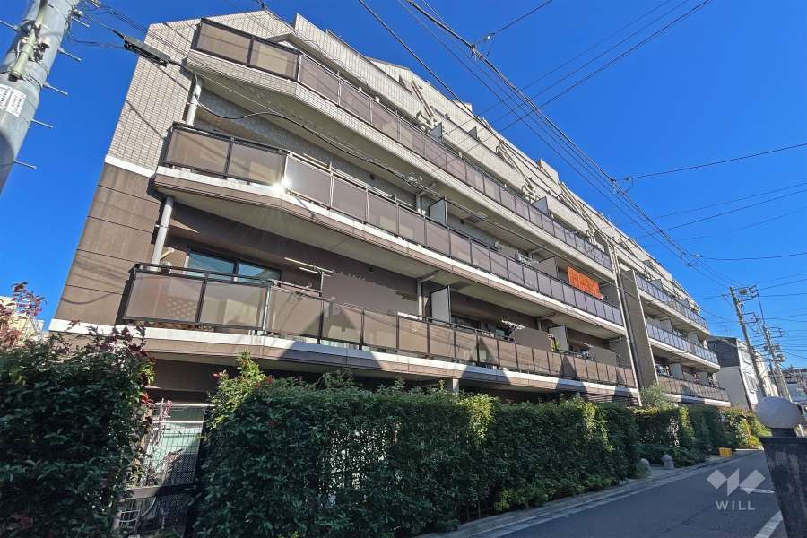 グランイーグル新蒲田２の外観（西側から）